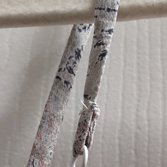 Wilfred 100% Silk Top with Floral Design - Picture 4 of 6